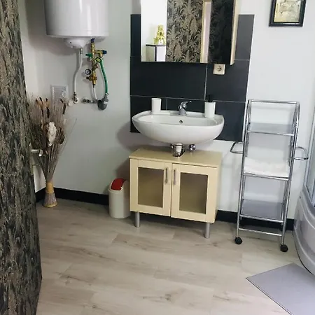 Monteurwohnung, 2 Zimmer, Kueche,bad Апартаменты Staufenberg (Lower-Saxony)