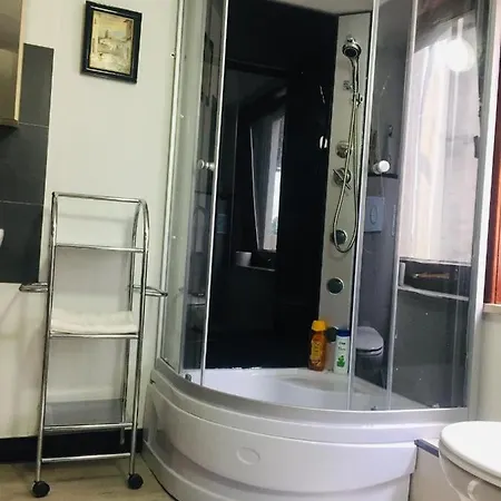 Апартаменты Monteurwohnung, 2 Zimmer, Kueche,bad *