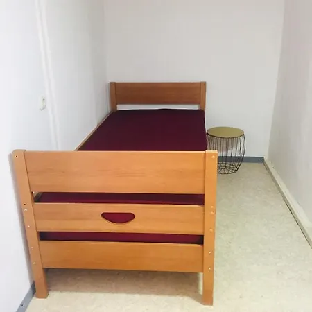 Апартаменты Monteurwohnung, 2 Zimmer, Kueche,bad Staufenberg (Lower-Saxony)