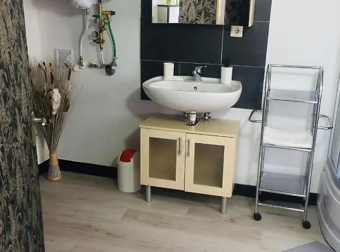 Monteurwohnung, 2 Zimmer, Kueche,bad アパート Staufenberg