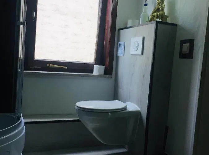 アパート Monteurwohnung, 2 Zimmer, Kueche,bad Staufenberg